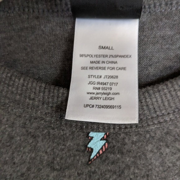 Modern Lux unicorn/spaceship sweater - Picture 5 of 6